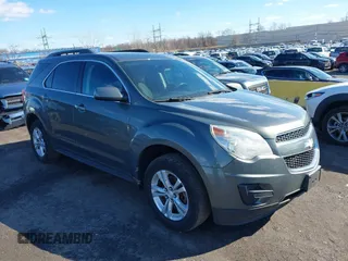 2013 Chevrolet Equinox LT z VIN 2GNFLEEK2D6275804, wystawiony jako IAAI lot #41580370 z przebiegiem 120 958 mil mil oraz . Historia ofert i sprzedaży dostępna na DreamBid. Obrazek 1.
