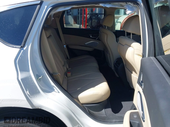 2020 Acura RDX Technology with VIN 5J8TC2H53LL033188, listed as a IAAI auction lot 41820947 with 55,488 mi miles and . Bid and sale history available at DreamBid. Image 8.