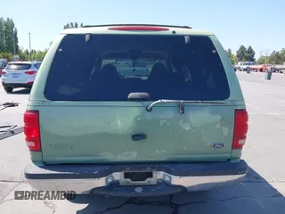 1998 Ford Expedition XLT with VIN 1FMRU1762WLC11697, listed as a IAAI auction lot 42386716 with 239,848 mi miles and . Bid and sale history available at DreamBid. Image 16.