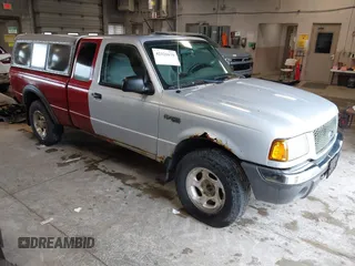 2001 Ford Ranger XL Fleet z VIN 1FTZR15E41PB56199, wystawiony jako IAAI lot #42321679 z przebiegiem 100 980 mil mil oraz . Historia ofert i sprzedaży dostępna na DreamBid. Obrazek 1.
