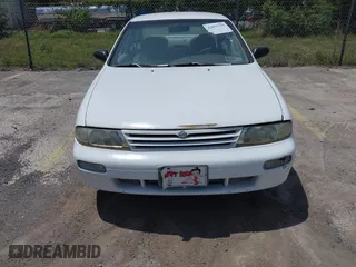 1997 Nissan Altima XE with VIN 1N4BU31DXVC258666, listed as a IAAI auction lot 42075795 with 122,199 mi miles. Bid and sale history available at carsss.com. Image 6.