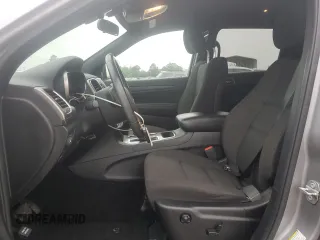 2020 Jeep Grand Cherokee Laredo E with VIN 1C4RJEAG0LC373572, listed as a Copart auction lot 52040195 with 86,604 mi miles and Salvage title. Bid and sale history available at DreamBid. Image 7.