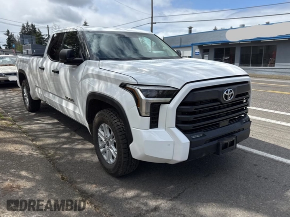 2022 Toyota Tundra SR5 with VIN 5TFLA5GD2NX001679, listed as a Copart auction lot 53191915 with 6,814 mi miles and Salvage title. Bid and sale history available at DreamBid. Image 1.