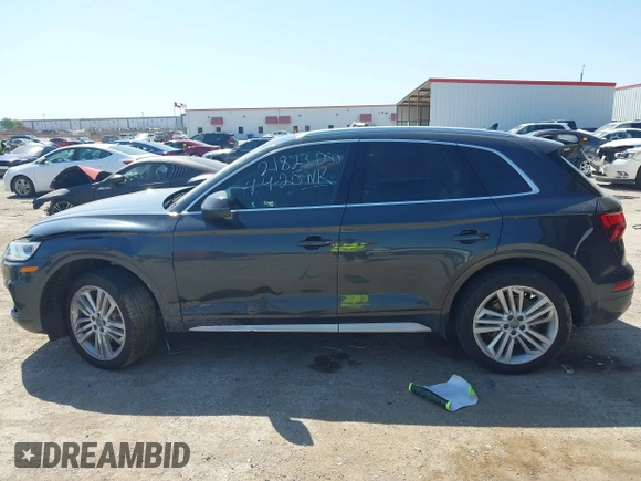 2018 Audi Q5 Premium Plus z VIN WA1BNAFY8J2105219, wystawiony jako IAAI lot #41991915 z przebiegiem 80 732 mil mil oraz . Historia ofert i sprzedaży dostępna na DreamBid. Obrazek 14.