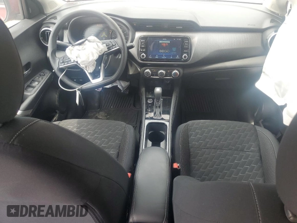 2024 Nissan Kicks SV z VIN 3N1CP5CV2RL496841, wystawiony jako Copart lot #59735815 z przebiegiem 1 536 mil mil oraz Szkoda całkowita • Salvage title. Historia ofert i sprzedaży dostępna na DreamBid. Obrazek 8.