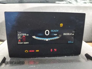 2019 BMW i3 with VIN WBY8P4C51K7D59513, listed as a Copart auction lot 59723245 with 33,759 mi miles and Salvage title. Bid and sale history available at DreamBid. Image 9.