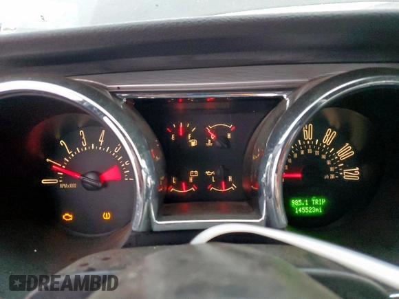 2007 Ford Mustang Deluxe z VIN 1ZVFT80N275250748, wystawiony jako Copart lot #57345935 z przebiegiem 145 523 mil mil oraz Czysty tytuł • Clean title. Historia ofert i sprzedaży dostępna na DreamBid. Obrazek 9.
