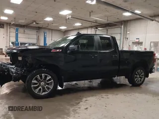 2019 Chevrolet Silverado 1500 RST with VIN 1GCRYEED8KZ349964, listed as a IAAI auction lot 41351226 with 128,334 mi miles and . Bid and sale history available at DreamBid. Image 14.