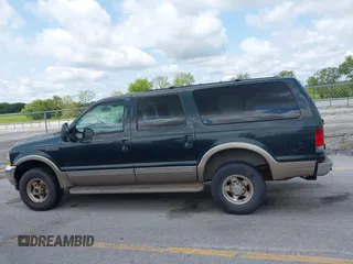 2002 Ford Excursion Limited с VIN 1FMNU43S42ED22009, выставлен на аукционе IAAI как лот 42850001 с пробегом 132 395 миль миль и . История ставок и продаж доступна на DreamBid. Изображение 14.