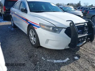 2015 Ford Police Interceptor с VIN 1FAHP2MK8FG121127, выставлен на аукционе IAAI как лот 41351136 с пробегом 176 782 миль миль и . История ставок и продаж доступна на DreamBid. Изображение 1.