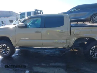 2020 Toyota Tacoma SR5 с VIN 3TMCZ5AN5LM331149, выставлен на аукционе IAAI как лот 41633864 с пробегом 74 862 миль миль и . История ставок и продаж доступна на DreamBid. Изображение 14.