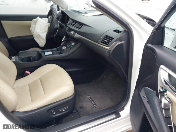 2013 Lexus CT 200h Hybrid with VIN JTHKD5BH7D2149186, listed as a IAAI auction lot 41903180 with 133,373 mi miles. Bid and sale history available at carsss.com. Image 5.