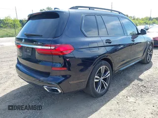2019 BMW X7 xDrive40i z VIN 5UXCW2C5XKL084486, wystawiony jako IAAI lot #42230283 z przebiegiem 78 975 mil mil oraz . Historia ofert i sprzedaży dostępna na DreamBid. Obrazek 4.