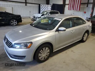 2015 Volkswagen Passat S with VIN 1VWAS7A36FC005031, listed as a Copart auction lot 52231825 with 168,247 mi miles and Clean title. Bid and sale history available at DreamBid. Image 1.