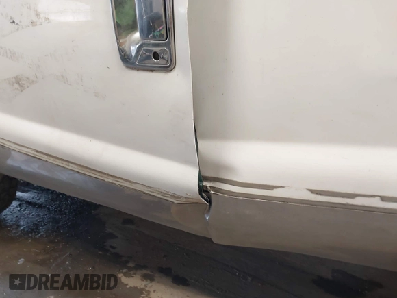 1999 Ford F-250 XL with VIN 1FTNX21F0XEC87465, listed as a IAAI auction lot 41244283 with 235,559 mi miles and . Bid and sale history available at DreamBid. Image 19.