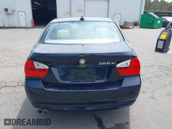 2007 BMW 3 Series 328xi z VIN WBAVC93577KX52072, wystawiony jako IAAI lot #42615912 z przebiegiem 138 000 mil mil oraz . Historia ofert i sprzedaży dostępna na DreamBid. Obrazek 17.