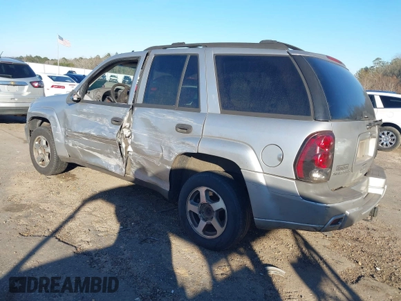 2006 Chevrolet TrailBlazer LS with VIN 1GNDS13S862265008, listed as a IAAI auction lot 41263151 with 254,504 mi miles and . Bid and sale history available at DreamBid. Image 3.