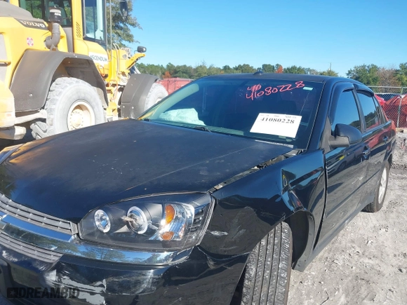 2005 Chevrolet Malibu with VIN 1G1ZS52F15F332817, listed as a IAAI auction lot 41080228 with 158,235 mi miles. Bid and sale history available at carsss.com. Image 6.