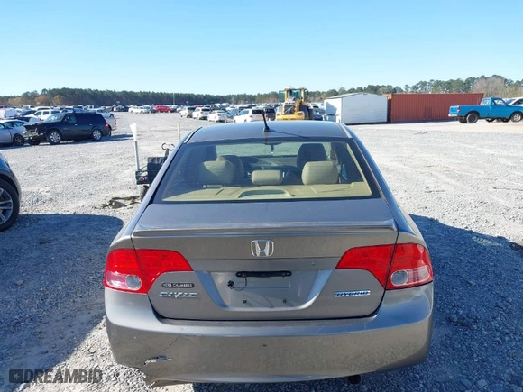 2006 Honda Civic Hybrid with VIN JHMFA36286S023717, listed as a IAAI auction lot 41813759 with 185,839 mi miles. Bid and sale history available at carsss.com. Image 17.