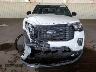2025 Ford Explorer ST-Line with VIN 1FMUK7KH3SGA50405, listed as a Copart auction lot 49853135 with 6,287 mi miles and Salvage title. Bid and sale history available at DreamBid. Image 5.