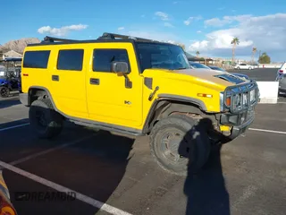 2003 Hummer H2 with VIN 5GRGN23U43H108426, listed as a IAAI auction lot 41755999 with 218,141 mi miles. Bid and sale history available at carsss.com. Image 1.
