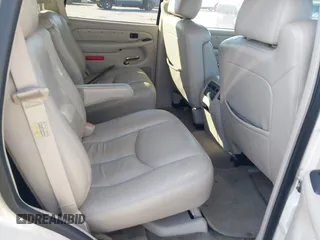 2005 Cadillac Escalade z VIN 1GYEC63TX5R114526, wystawiony jako IAAI lot #41685638 z przebiegiem 167 048 mil mil oraz . Historia ofert i sprzedaży dostępna na DreamBid. Obrazek 8.