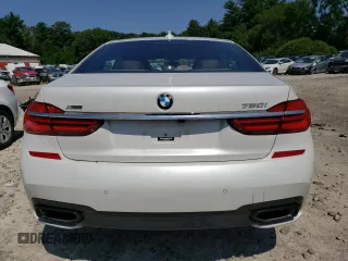 2019 BMW 7 Series 750i xDrive with VIN WBA7F2C59KB240443, listed as a Copart auction lot 60637203 with 58,257 mi miles. Bid and sale history available at carsss.com. Image 6.