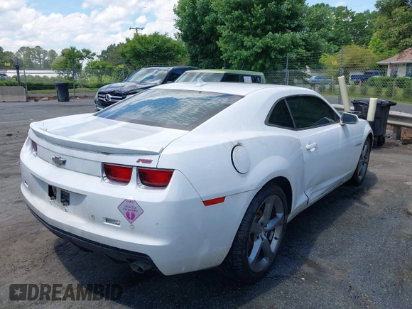 2013 Chevrolet Camaro LT with VIN 2G1FC1E39D9184322, listed as a IAAI auction lot 42182333 with Not provided miles and . Bid and sale history available at DreamBid. Image 4.