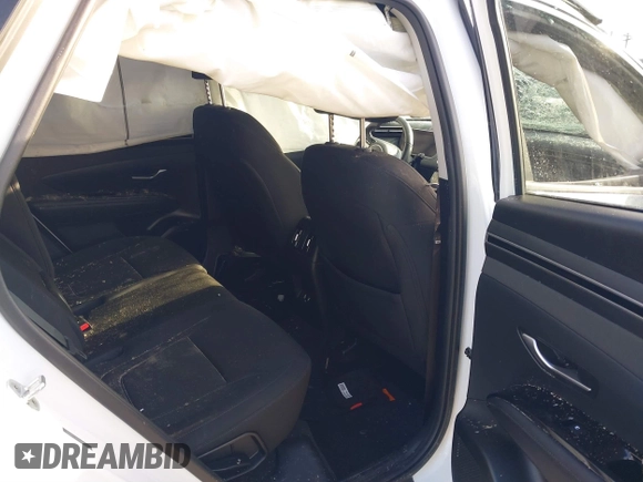 2022 Hyundai Tucson SEL with VIN 5NMJFCAE7NH085117, listed as a IAAI auction lot 41592496 with 16,576 mi miles. Bid and sale history available at carsss.com. Image 8.