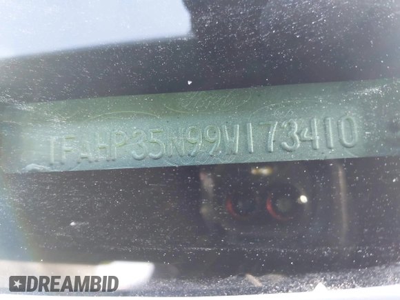 2009 Ford Focus SE z VIN 1FAHP35N99W173410, wystawiony jako IAAI lot #41648274 z przebiegiem 168 767 mil mil oraz . Historia ofert i sprzedaży dostępna na DreamBid. Obrazek 9.