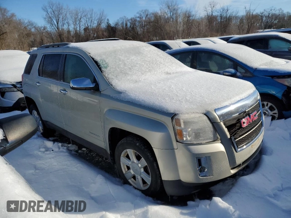 2013 GMC Terrain SLE with VIN 2GKFLTE34D6312961, listed as a Copart auction lot 44496595 with 197,673 mi miles and Salvage Title. Bid and sale history available at DreamBid. Image 4.