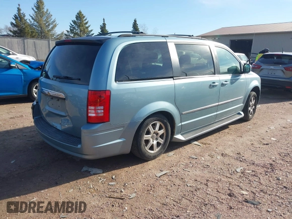 2009 Chrysler Town & Country Touring with VIN 2A8HR54169R577460, listed as a IAAI auction lot 42028839 with 160,692 mi miles and . Bid and sale history available at DreamBid. Image 4.