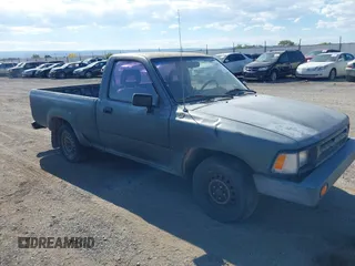 1993 Toyota 2WD Pickups with VIN 4TARN81A6PZ086673, listed as a IAAI auction lot 40527359 with 233,990 mi miles. Bid and sale history available at carsss.com. Image 1.