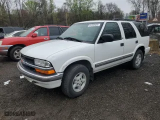2000 Chevrolet Blazer LT with VIN 1GNDT13W7Y2274091, listed as a Copart auction lot 51755435 with NaN miles and Salvage Title. Bid and sale history available at carsss.com. Image 1.