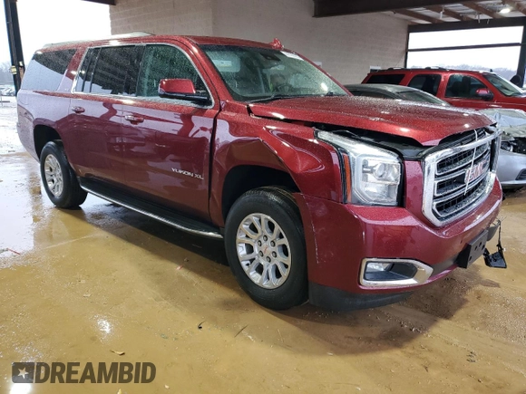2019 GMC Yukon XL SLT with VIN 1GKS1GKCXKR380523, listed as a Copart auction lot 44725595 with 134,723 mi miles and Salvage Title. Bid and sale history available at carsss.com. Image 4.