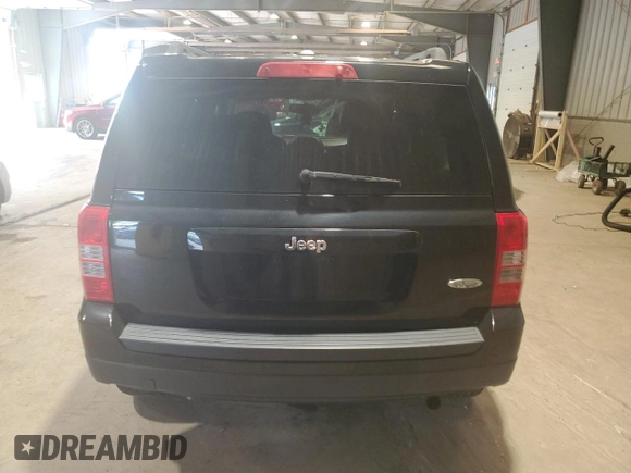 2015 Jeep Patriot High Altitude с VIN 1C4NJPFA5FD115982, выставлен на аукционе Copart как лот 55538215 с пробегом 79 674 миль миль и Списание • Salvage title. История ставок и продаж доступна на DreamBid. Изображение 6.