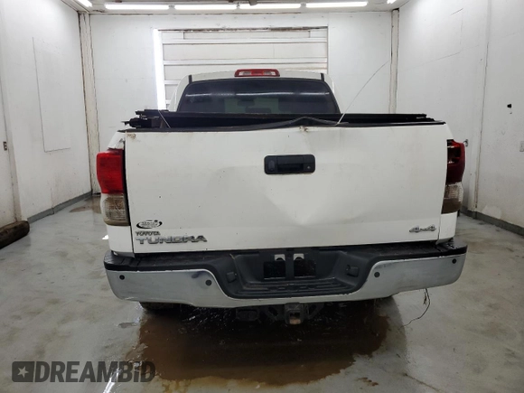 2011 Toyota Tundra 4WD Truck with VIN 5TFDM5F11BX020724, listed as a Copart auction lot 74499534 with 0 mi miles and Non Repairable. Bid and sale history available at carsss.com. Image 6.