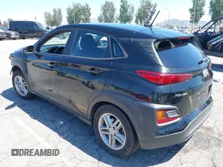 2021 Hyundai Kona SE с VIN KM8K12AA7MU687240, выставлен на аукционе IAAI как лот 42216710 с пробегом 108 063 миль миль и . История ставок и продаж доступна на DreamBid. Изображение 3.