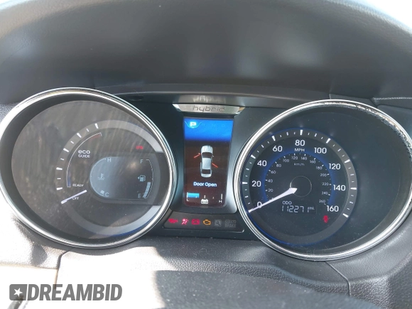 2013 Hyundai Sonata with VIN KMHEC4A49DA079878, listed as a IAAI auction lot 42153088 with 112,271 mi miles and . Bid and sale history available at carsss.com. Image 7.