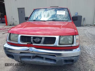 2000 Nissan Frontier XE z VIN 1N6DD26SXYC318211, wystawiony jako IAAI lot #42263699 z przebiegiem 308 013 mil mil oraz . Historia ofert i sprzedaży dostępna na DreamBid. Obrazek 6.