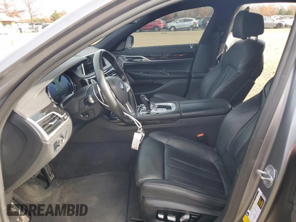 2019 BMW 7 Series 740i with VIN WBA7E2C53KB216819, listed as a Copart auction lot 76676013 with 60,928 mi miles. Bid and sale history available at carsss.com. Image 7.