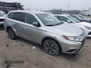 2020 Mitsubishi Outlander SE z VIN JA4AD3A33LZ025441, wystawiony jako IAAI lot #41566929 z przebiegiem 97 891 mil mil oraz . Historia ofert i sprzedaży dostępna na DreamBid. Obrazek 1.