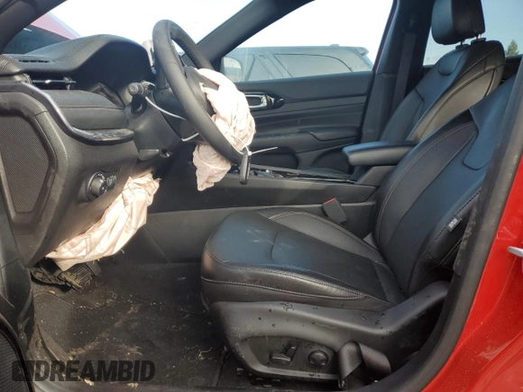 2023 Jeep Compass (RED) Edition z VIN 3C4NJDCN2PT559502, wystawiony jako Copart lot #50027625 z przebiegiem 16 761 mil mil oraz Szkoda całkowita • Salvage title. Historia ofert i sprzedaży dostępna na DreamBid. Obrazek 7.