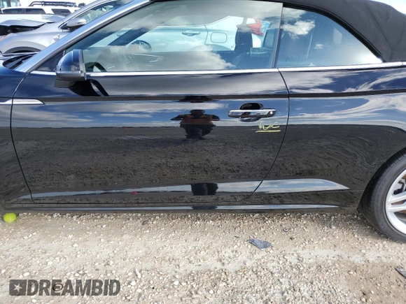 2019 Audi A5 Cabriolet Premium z VIN WAUWNGF56KN010302, wystawiony jako Copart lot #65011662 z przebiegiem Nie podano mil oraz . Historia ofert i sprzedaży dostępna na DreamBid. Obrazek 12.