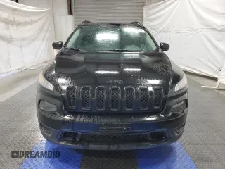2017 Jeep Cherokee Sport z VIN 1C4PJLASXHW577141, wystawiony jako Copart lot #42171405 z przebiegiem 150 144 mil mil oraz Czysty tytuł • Clean title. Historia ofert i sprzedaży dostępna na DreamBid. Obrazek 5.