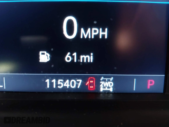 2020 Chevrolet Silverado 1500 LT with VIN 1GCRYDED5LZ261062, listed as a IAAI auction lot 42123904 with 115,407 mi miles. Bid and sale history available at carsss.com. Image 15.
