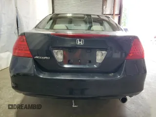 2006 Honda Accord LX SE z VIN 1HGCM56366A180489, wystawiony jako Copart lot #59223515 z przebiegiem 215 708 mil mil oraz Szkoda całkowita • Salvage title. Historia ofert i sprzedaży dostępna na DreamBid. Obrazek 6.