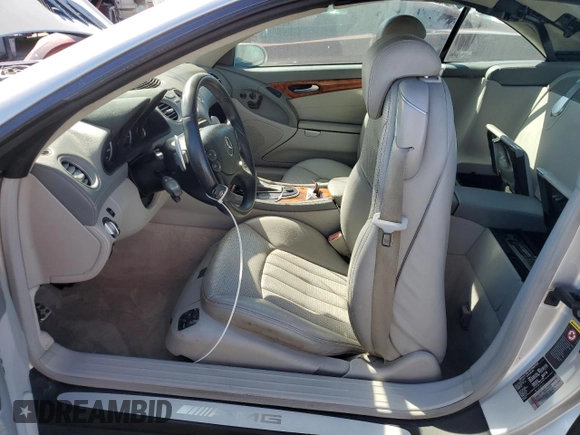 2004 Mercedes-Benz SL 55/63 AMG z VIN WDBSK74F84F074052, wystawiony jako Copart lot #75104024 z przebiegiem Nie podano mil oraz Szkoda całkowita • Salvage title. Historia ofert i sprzedaży dostępna na DreamBid. Obrazek 7.