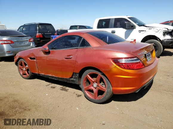 2012 Mercedes-Benz SLK 350 z VIN WDDPK5HA9CF038739, wystawiony jako Copart lot #50545655 z przebiegiem 81 428 mil mil oraz Czysty tytuł • Clean title. Historia ofert i sprzedaży dostępna na DreamBid. Obrazek 2.