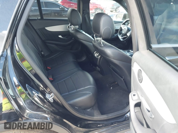 2019 Mercedes-Benz GLC with VIN WDC0G4JB3KV145553, listed as a IAAI auction lot 41957373 with 83,918 mi miles. Bid and sale history available at carsss.com. Image 8.